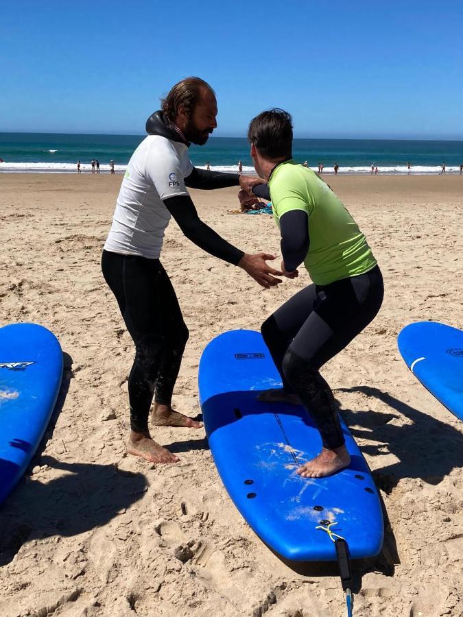 Getwet Surfcamp II Hostel Costa da Caparica Exterior photo